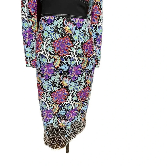 Diane von Furstenberg Long-Sleeve Banded‎ Overlay Lace Midi-Length Dress Size 0 - Picture 4 of 15